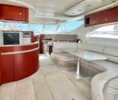 Yacht 52 salon table